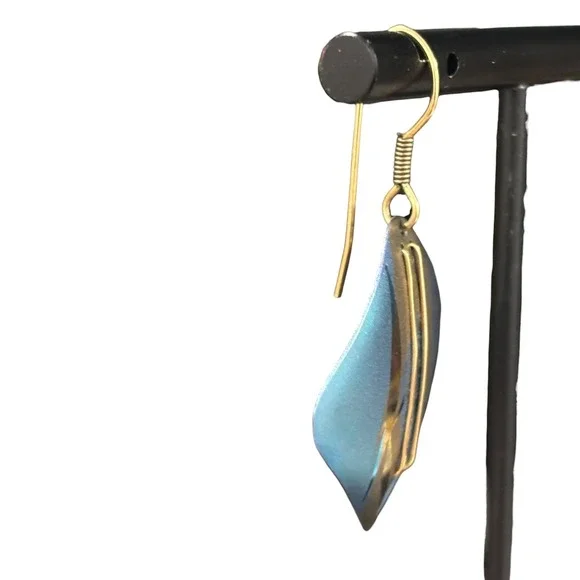 Holly Yashi Niobium Earrings Teal Blue Iridescent Geometric Diamond Dangle Drop - Picture 5 of 6